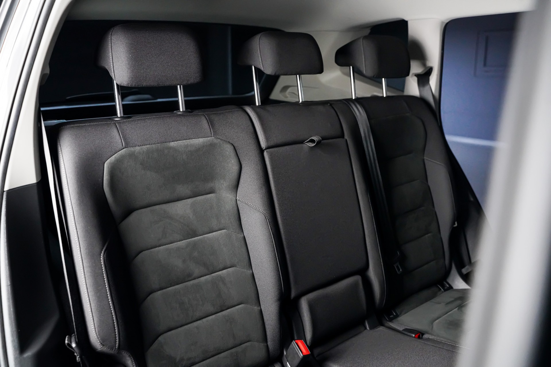 VW Tiguan Allspace 2.0 TDI SCR Highline 4Motion DSG-image-11