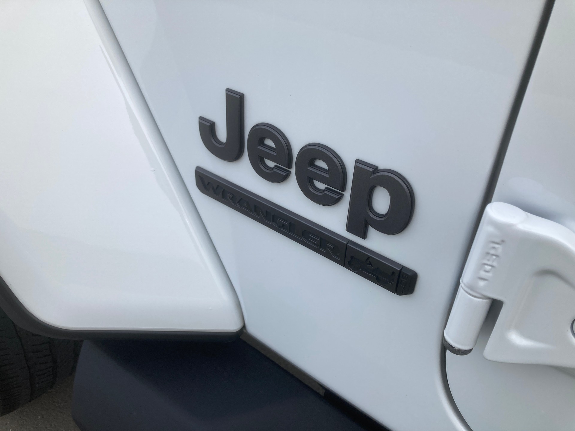 JEEP Wrangler 2.0 80TH Anniversary Automatic-image-10