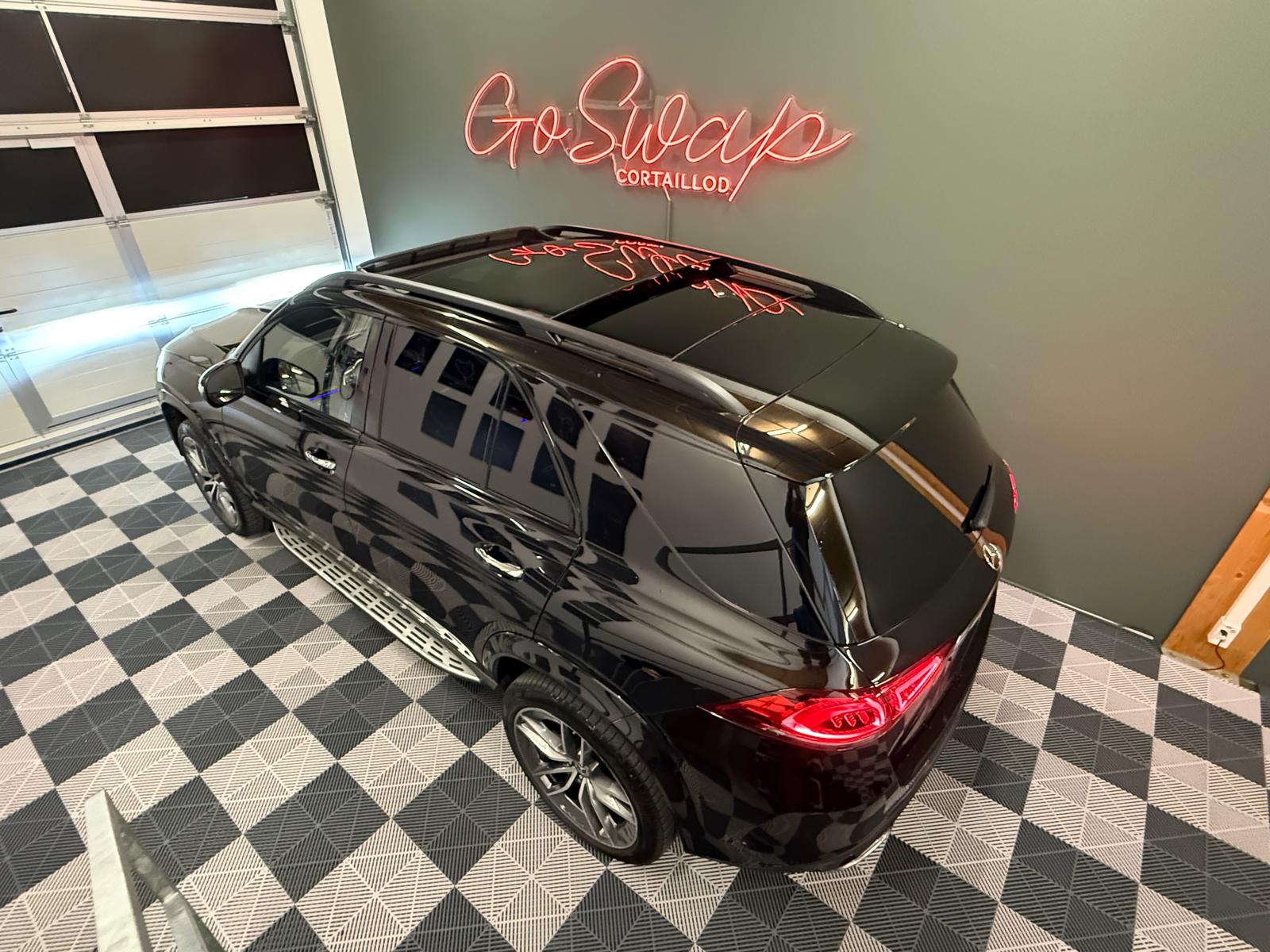 MERCEDES-BENZ GLE 450 4Matic AMG Line 9G-Tronic-showroom-element-2