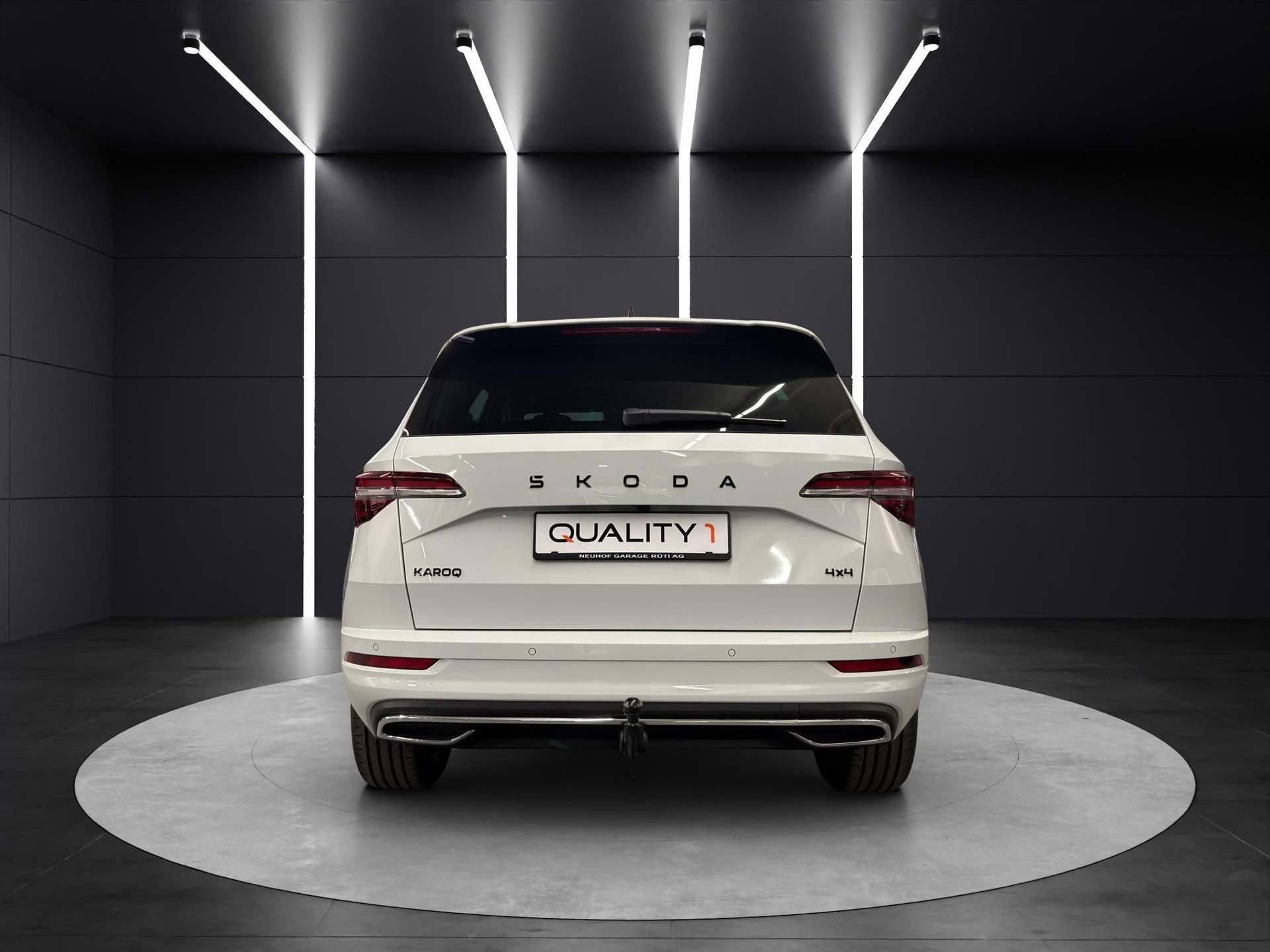 SKODA Karoq 2.0 TSI SportLine 4x4 DSG-showroom-element-3