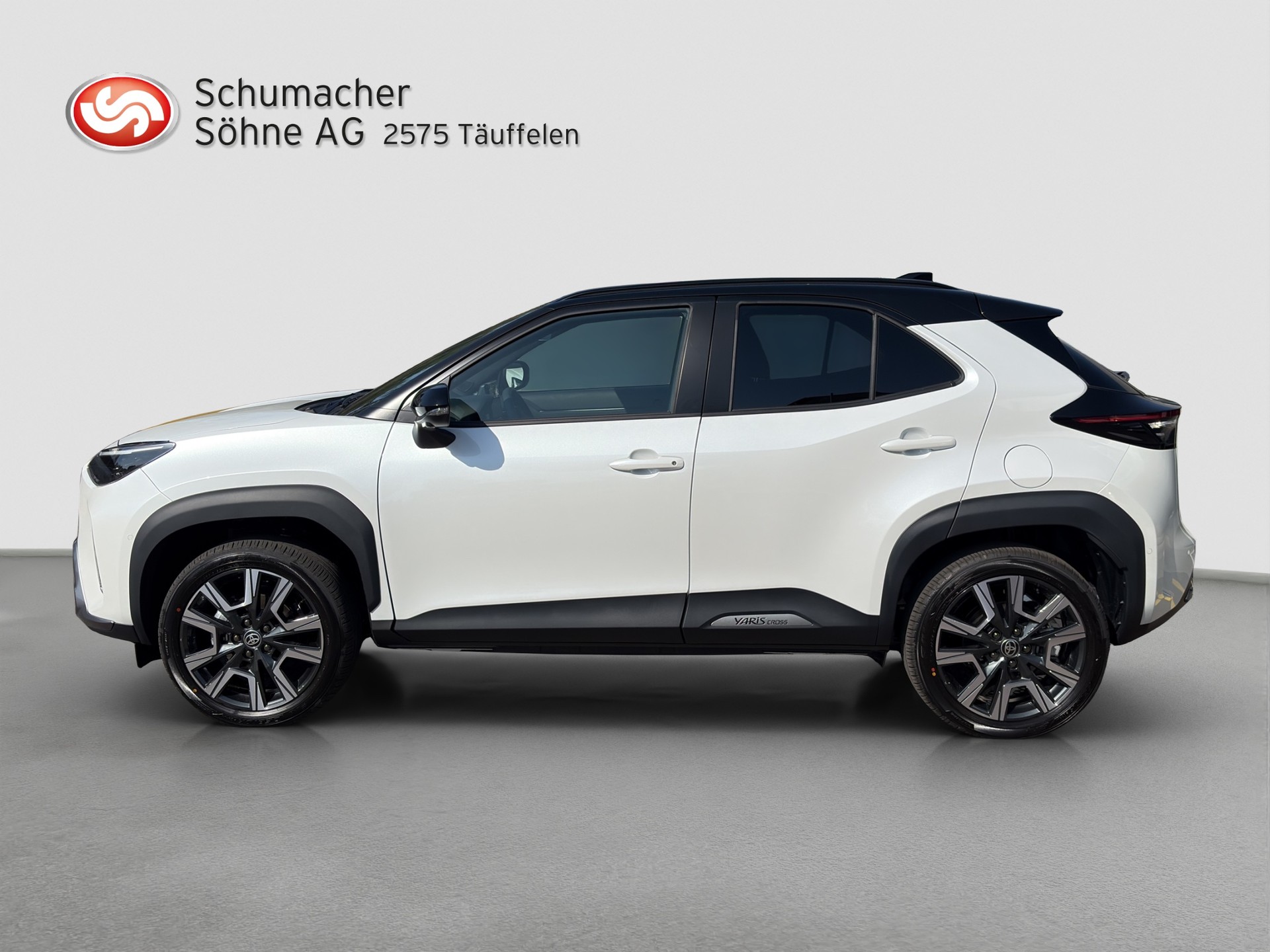 TOYOTA Yaris Cross 1.5 Premium AWDi e-CVT-showroom-element-1