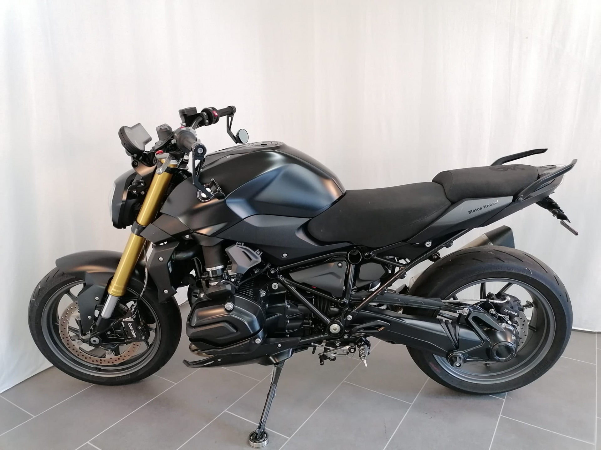 BMW R 1200 R-showroom-element-3