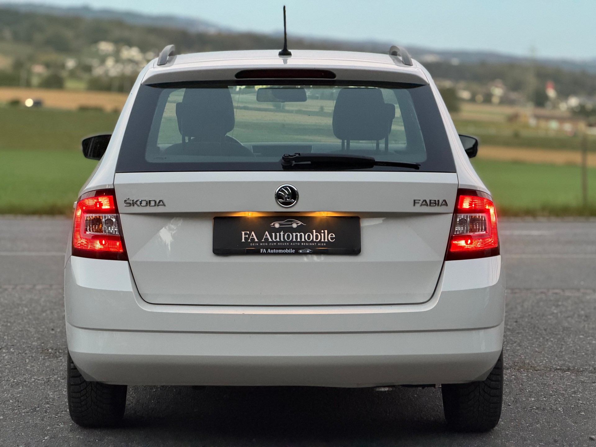 SKODA Fabia 1.4 TDI Ambition-showroom-element-3