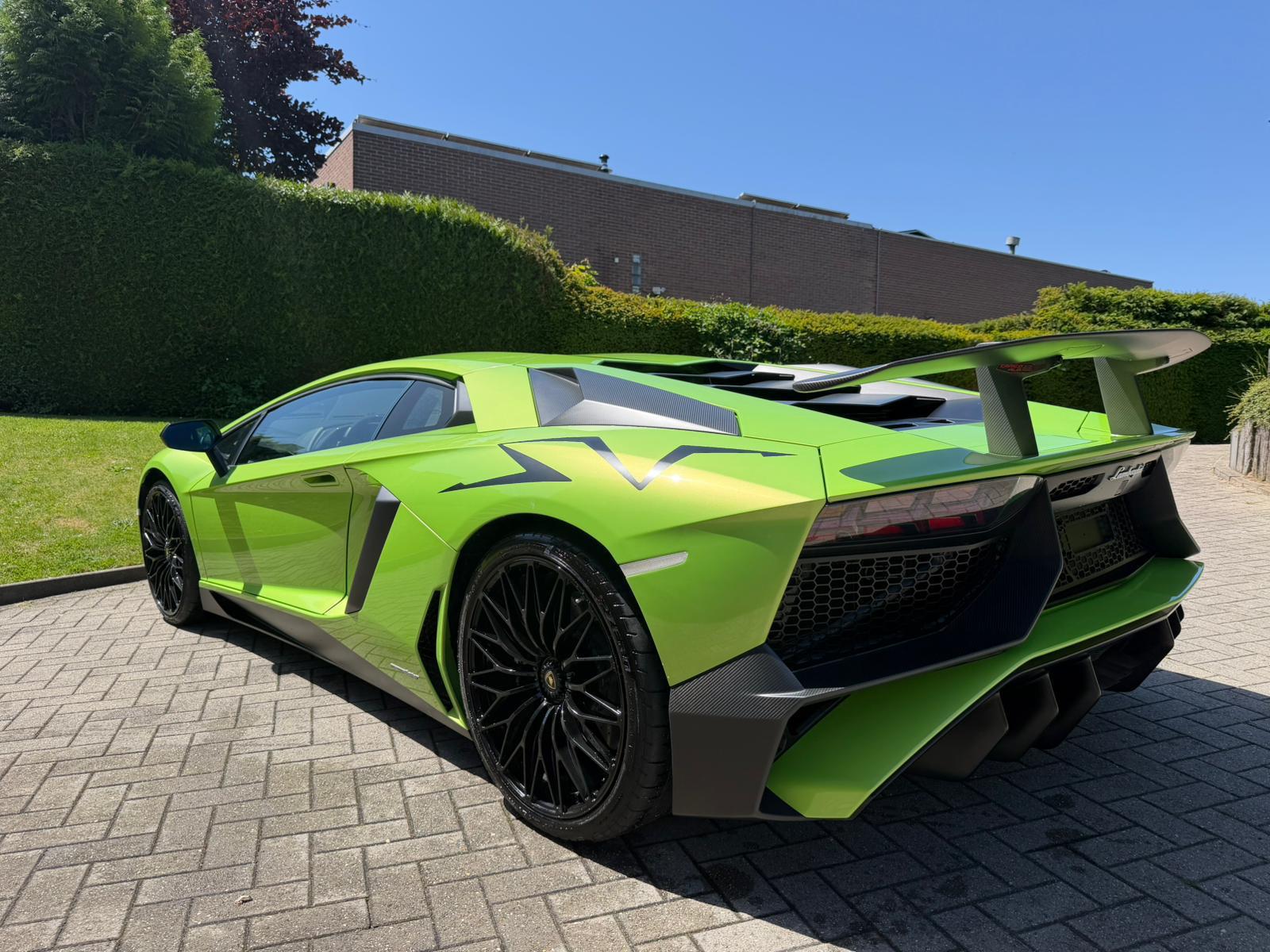 LAMBORGHINI Aventador LP750-4 Superveloce Coupé E-Gear-showroom-element-2