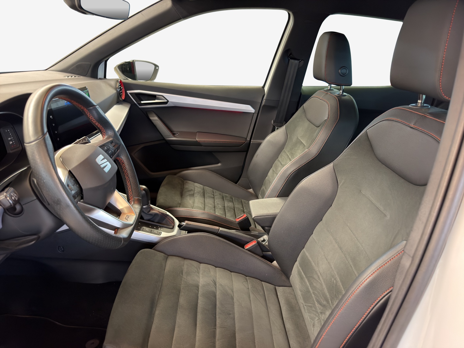 SEAT Arona 1.5 Eco TSI FR DSG-image-7