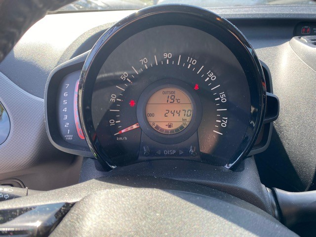 PEUGEOT 108 e-1.0 VTi Stop&Start Allure Top-image-6