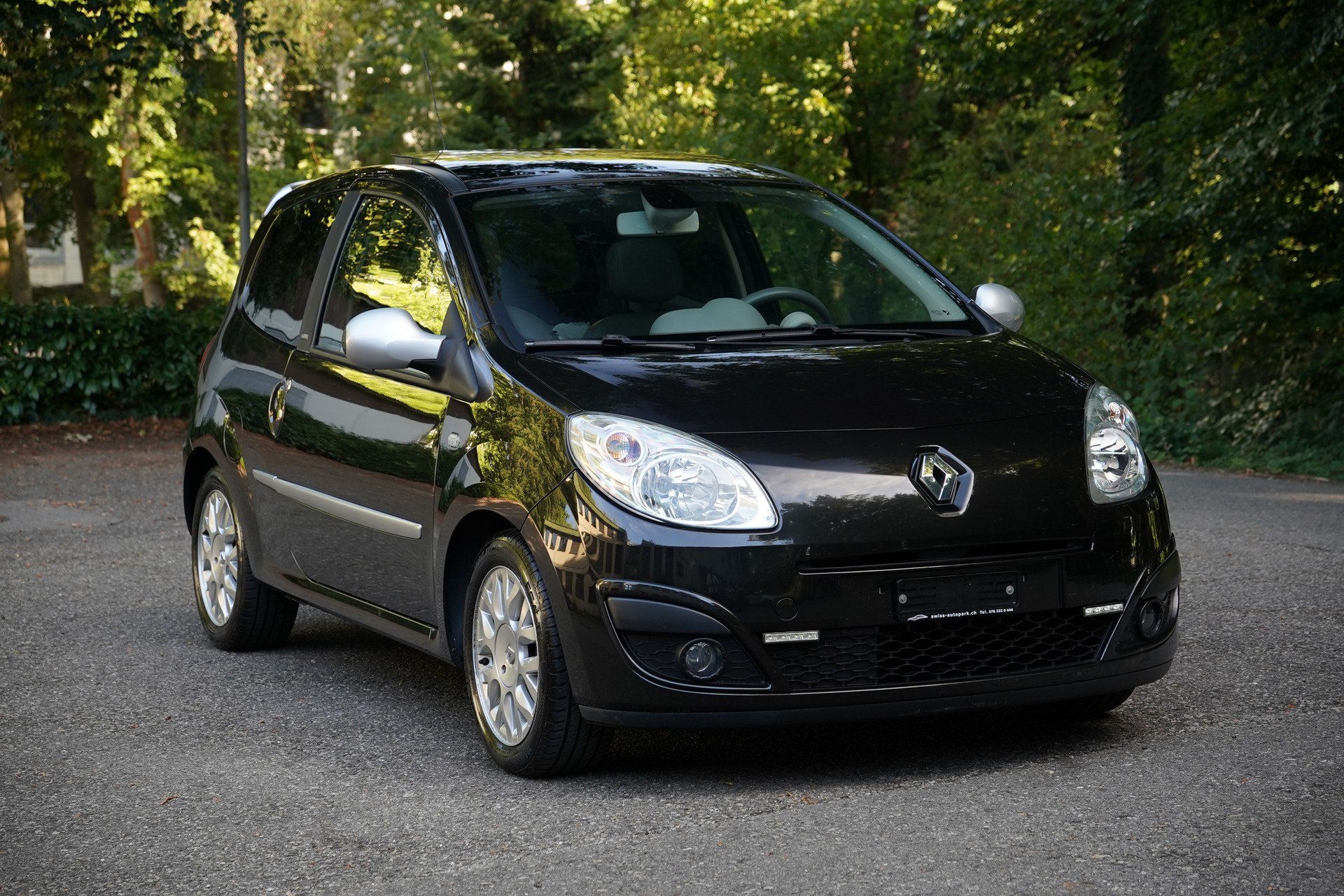 RENAULT Twingo 1.2 16V Initiale Quickshift