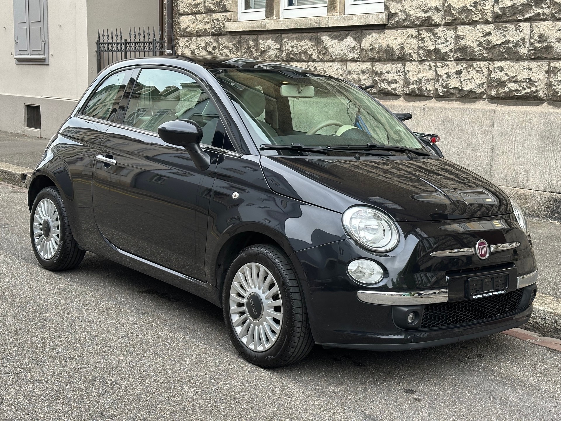 FIAT 500 1.2 Lounge-showroom-element-1