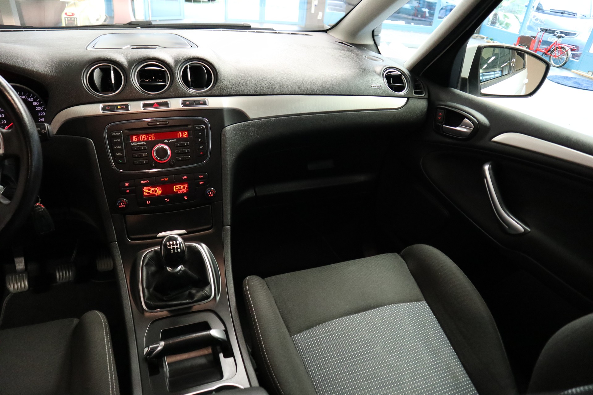 FORD S-Max 1.6 EcoB SCTi Knie Ed. S/S-image-13