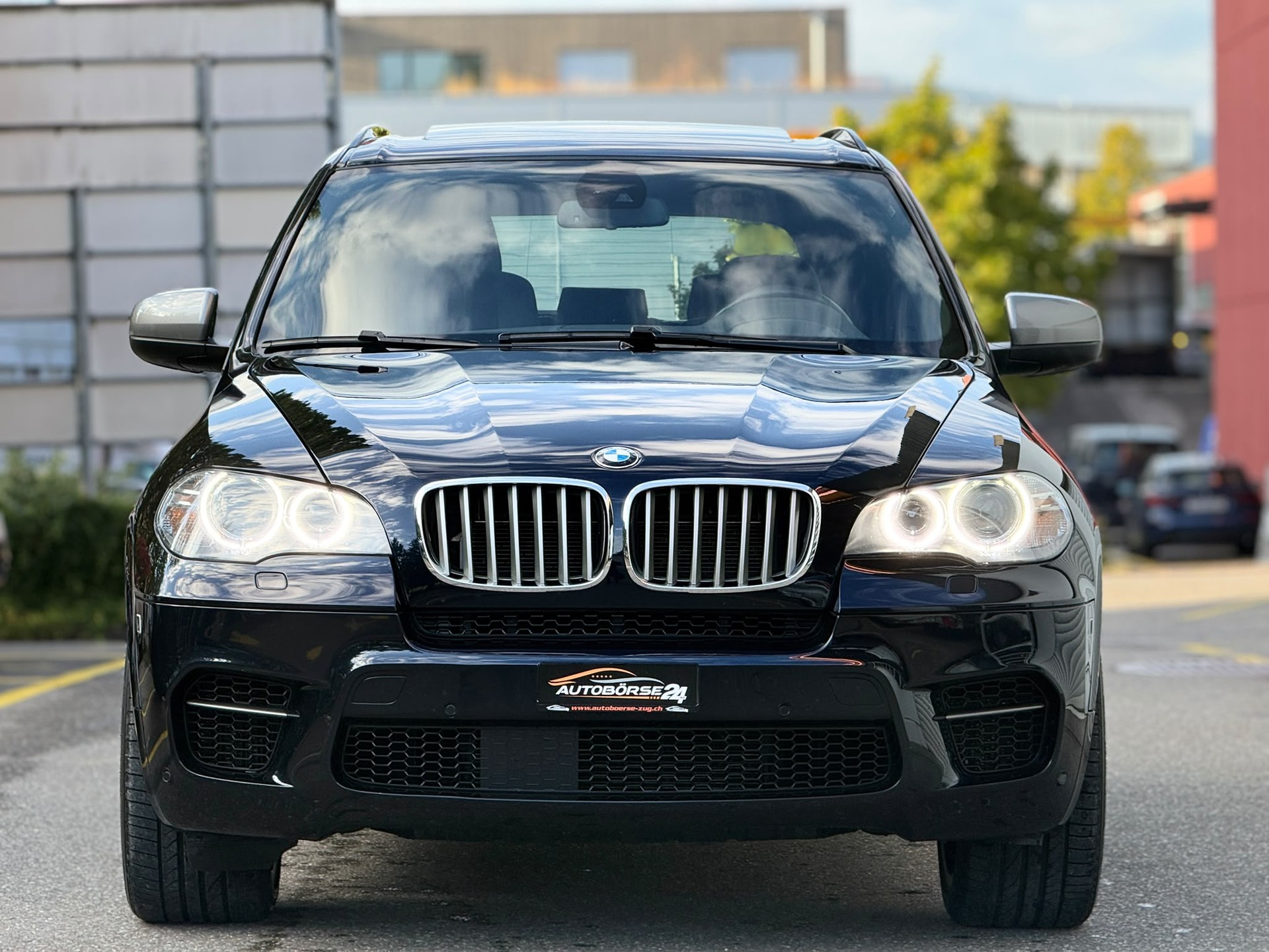BMW X5 M50d xDrive * 7 Plätzer * UNIKAT *-showroom-element-2