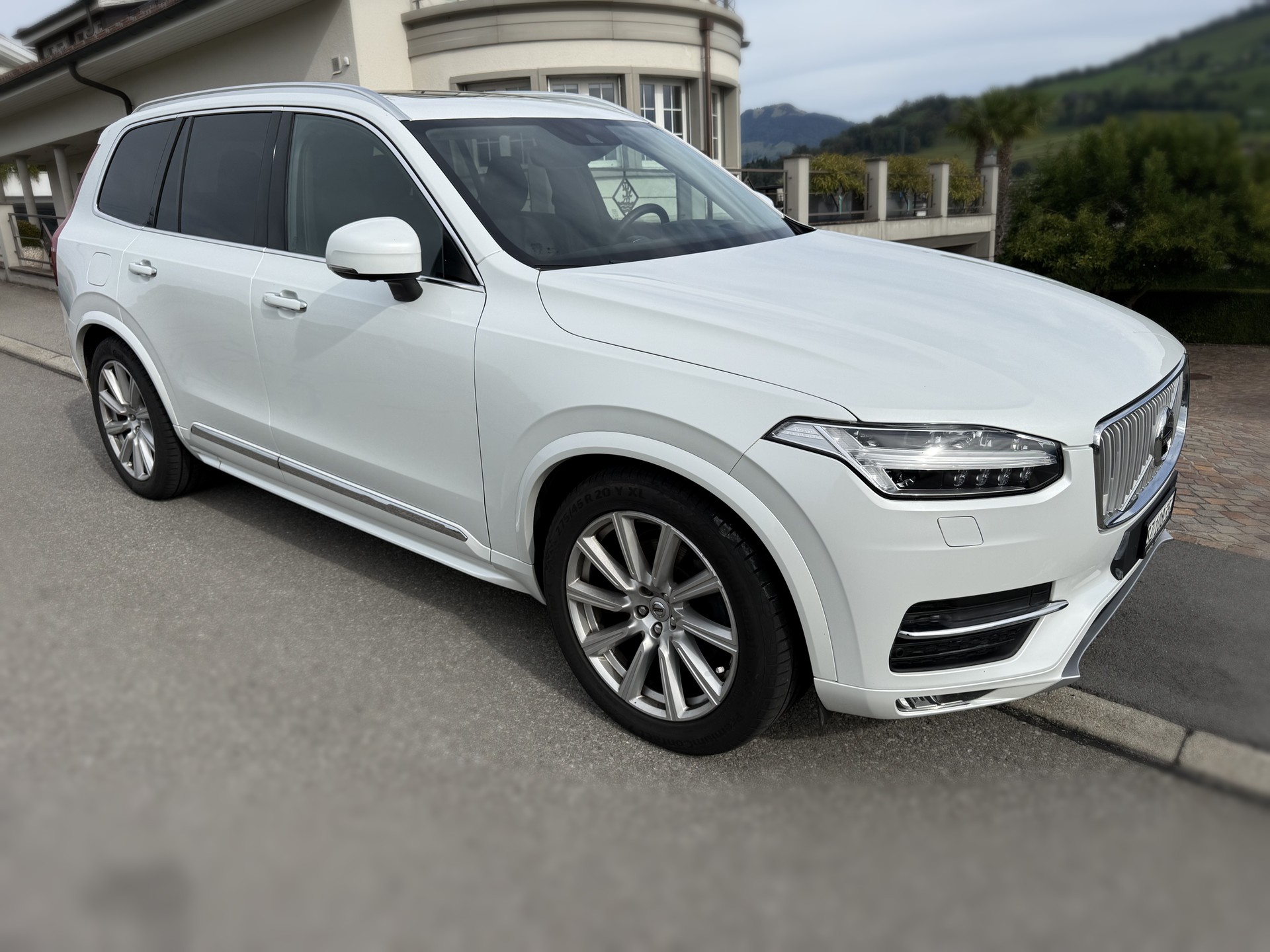 VOLVO 2.0 D5 Inscription 7P. AWD