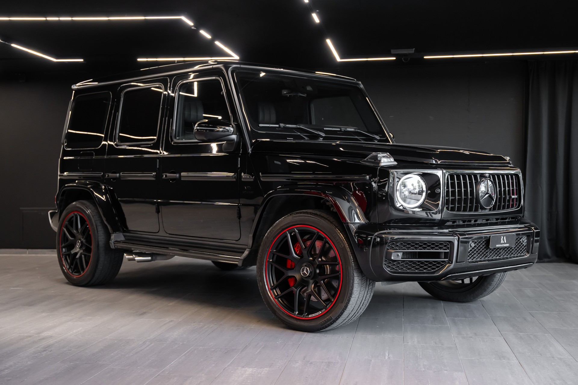 MERCEDES-BENZ G 63 AMG Speedshift Plus G-Tronic / CH Auto / Gratis Service / Night Paket II / Carbon Paket / Burmester / Schiebedach
