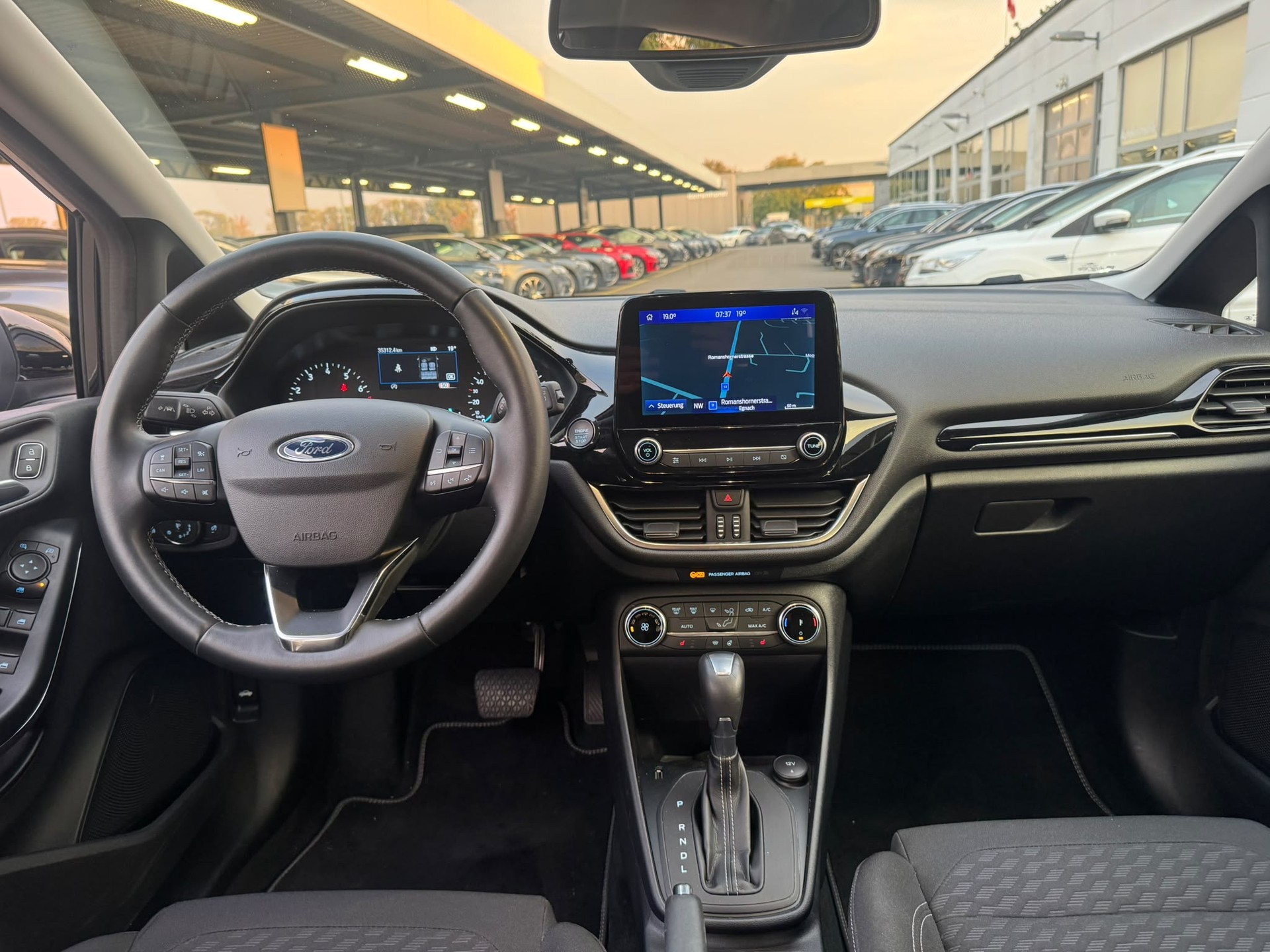 FORD Fiesta 1.0 SCTi MHEV Titanium X Automat-image-9