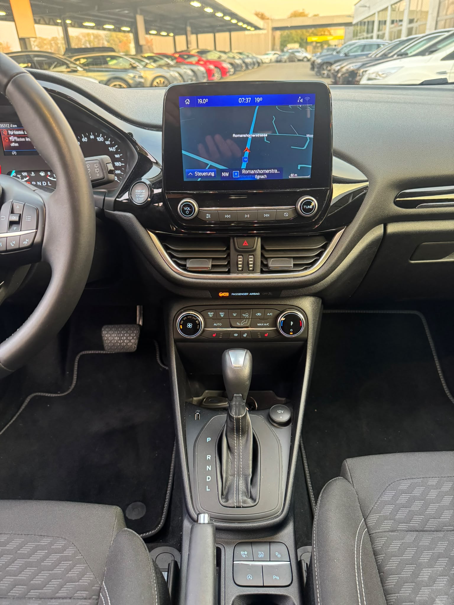 FORD Fiesta 1.0 SCTi MHEV Titanium X Automat-image-12