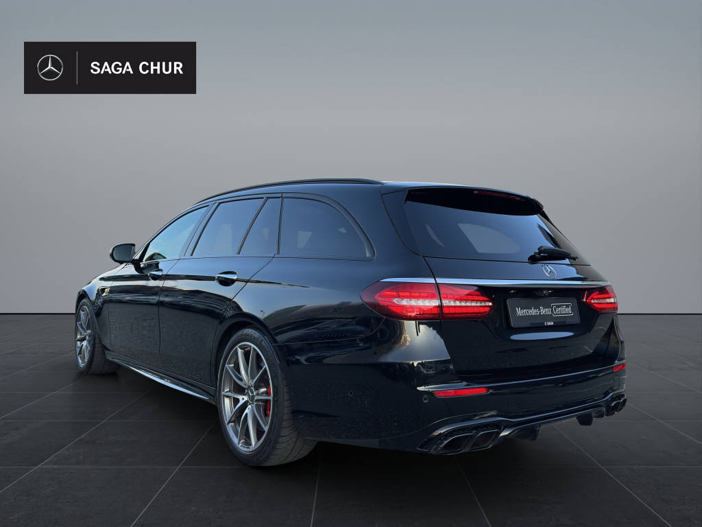 MERCEDES-BENZ E 63 S AMG 4matic+ Kombi-showroom-element-3