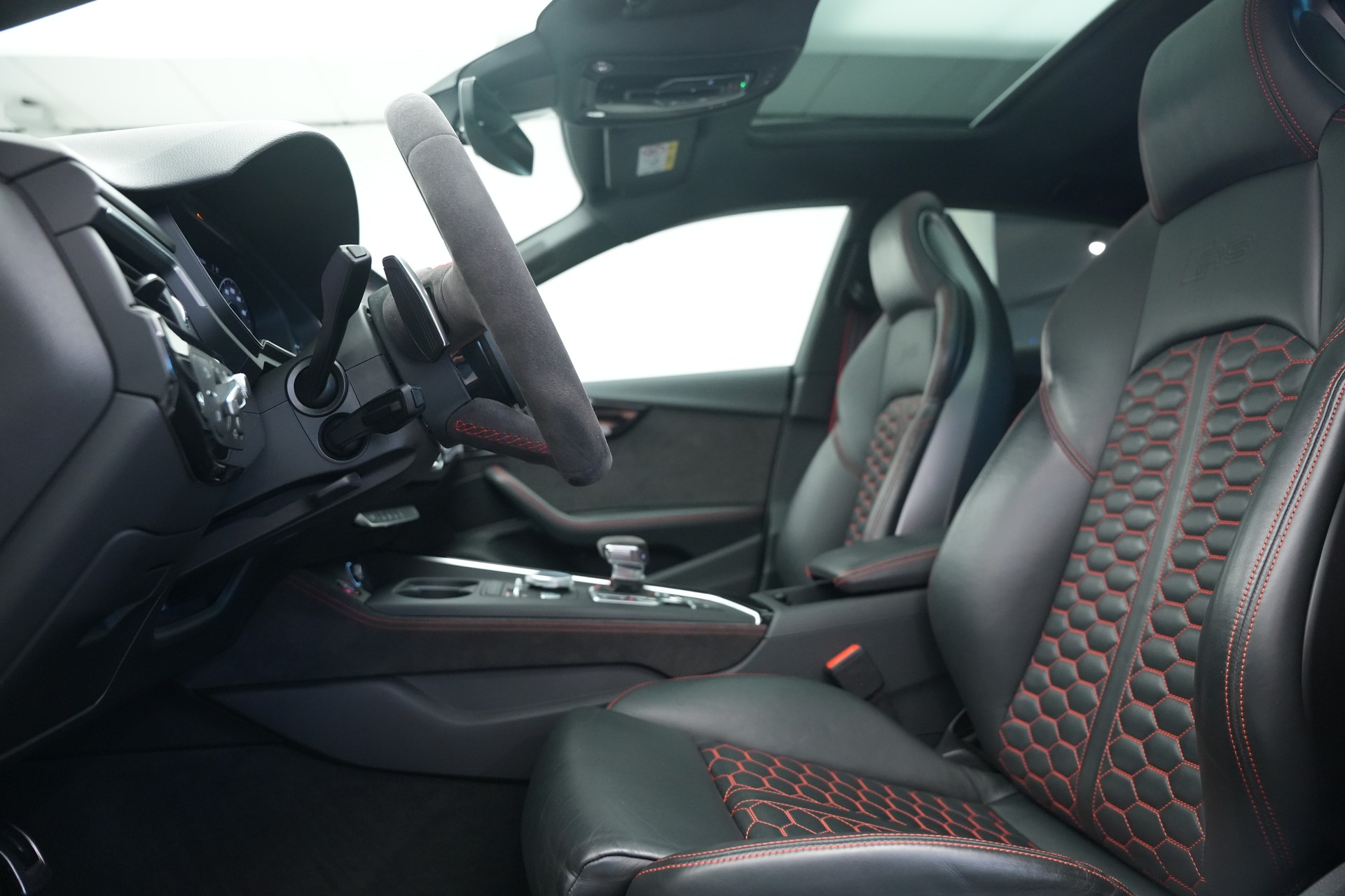 AUDI RS5 Sportback 2.9 TFSI quattro tiptronic *CH-Fahrzeug*-image-11