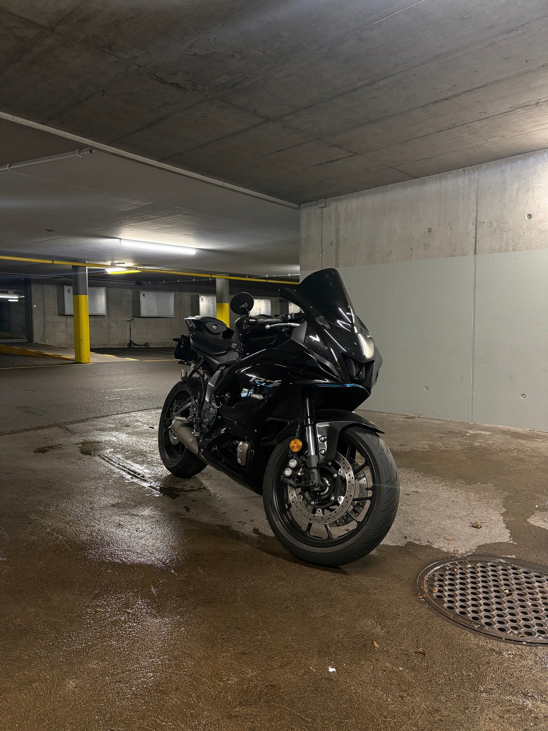 YAMAHA YZF-R7 (35kW)-image-0