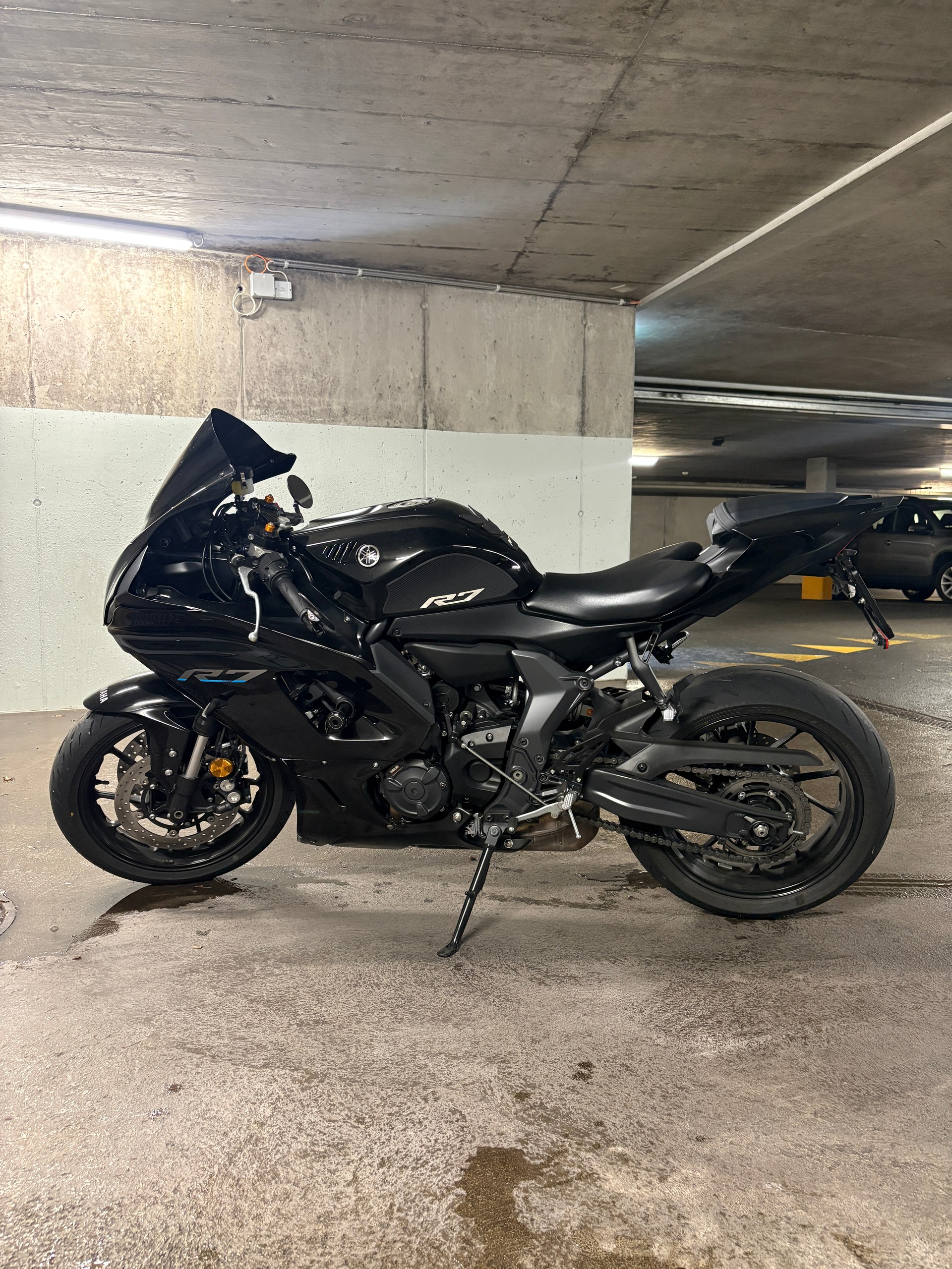 YAMAHA YZF-R7 (35kW)-image-1