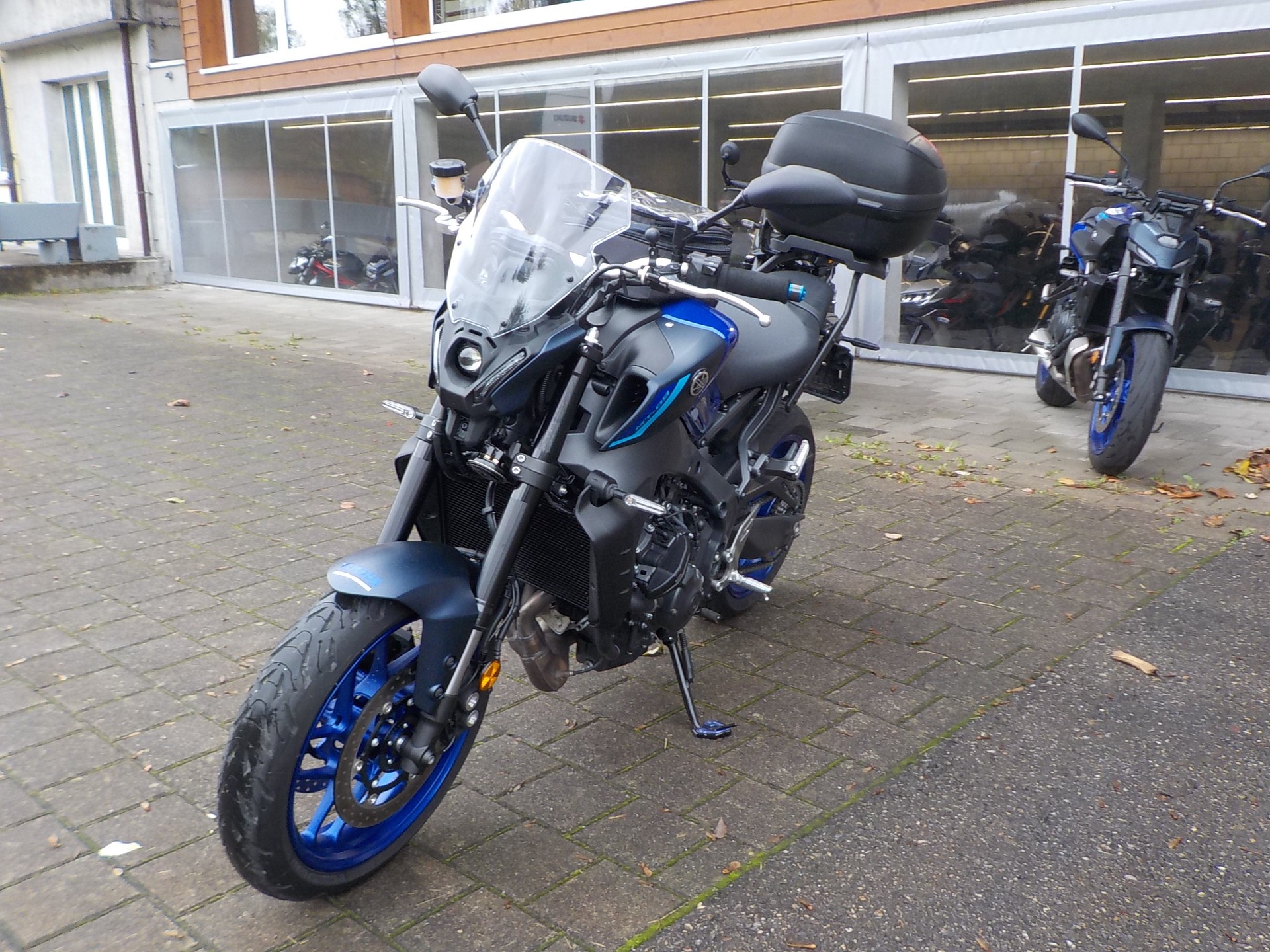 YAMAHA MT-09-image-2
