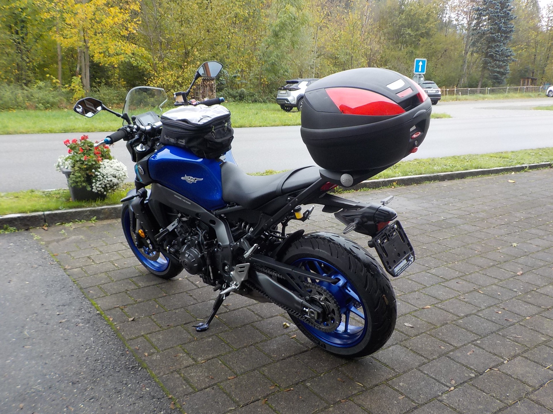 YAMAHA MT-09-image-4