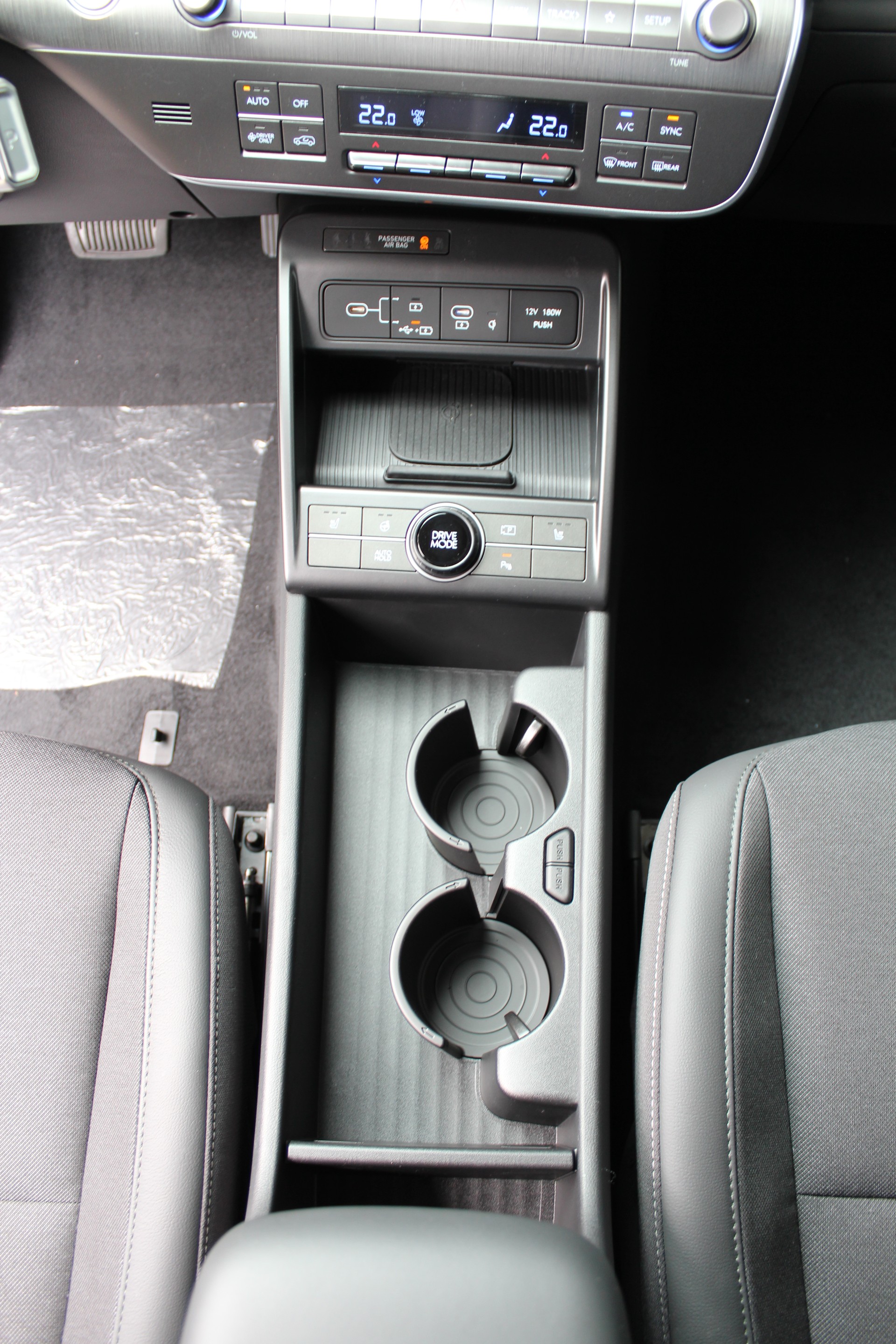 HYUNDAI Kona 1.6 GDi HEV Amplia DCT-image-13
