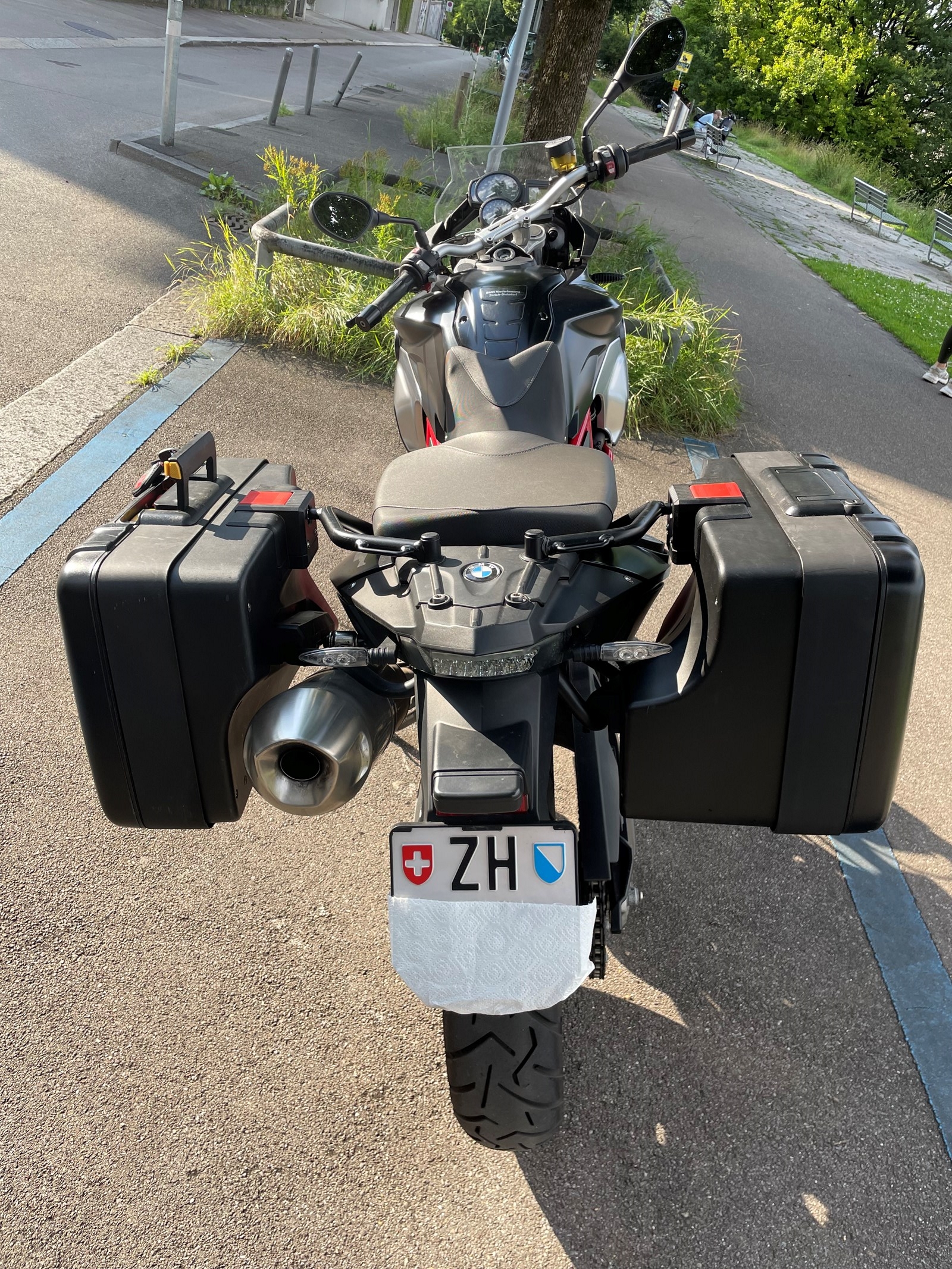 BMW F 700 GS ABS-image-4