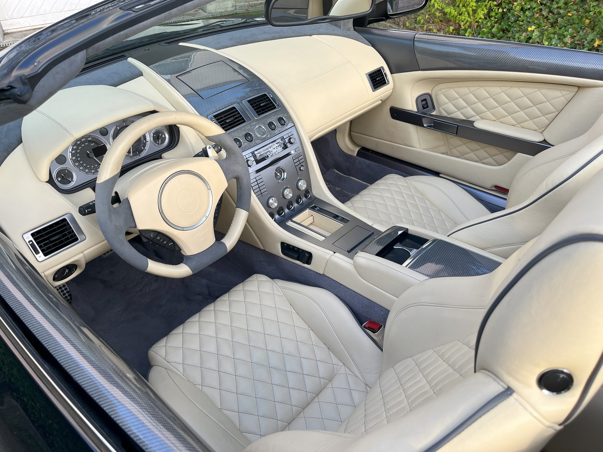 ASTON MARTIN DB9 Volante Touchtronic 2