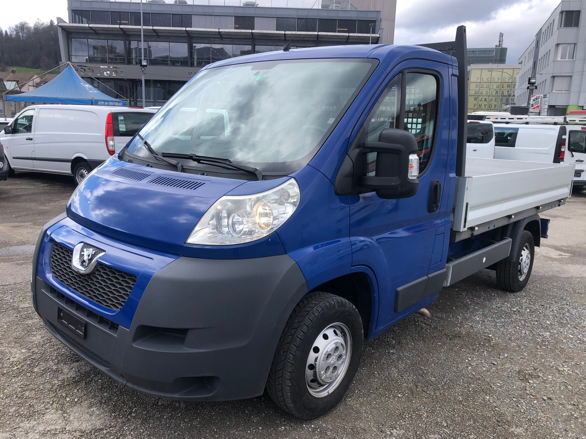 PEUGEOT Boxer 2.2 HDI 335 L2-image-2