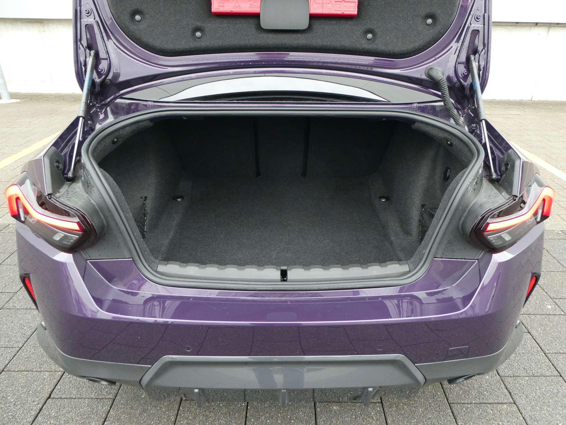 BMW 220i M Sport-image-10