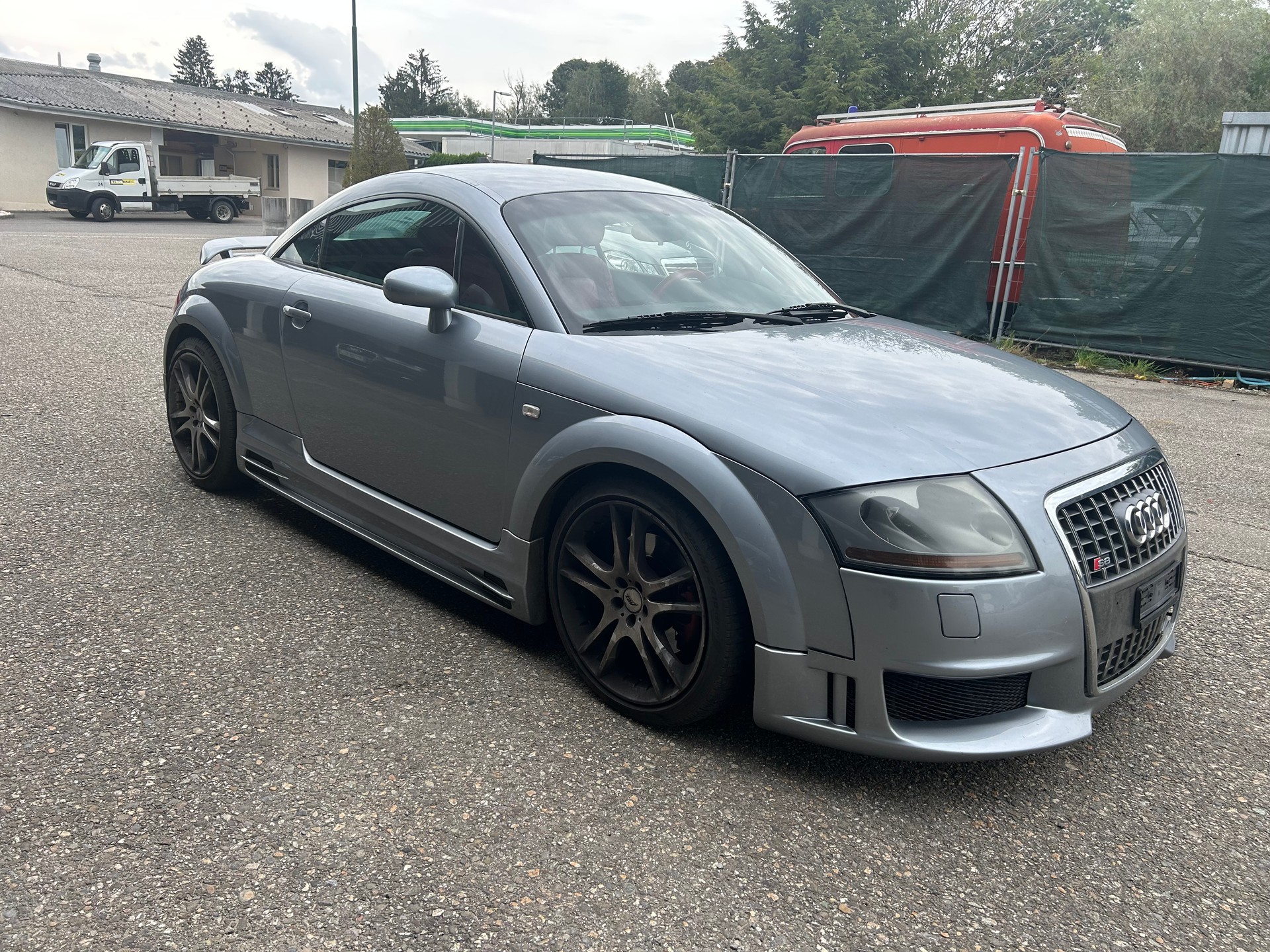 AUDI TT Coupé 1.8 T quattro-image-2