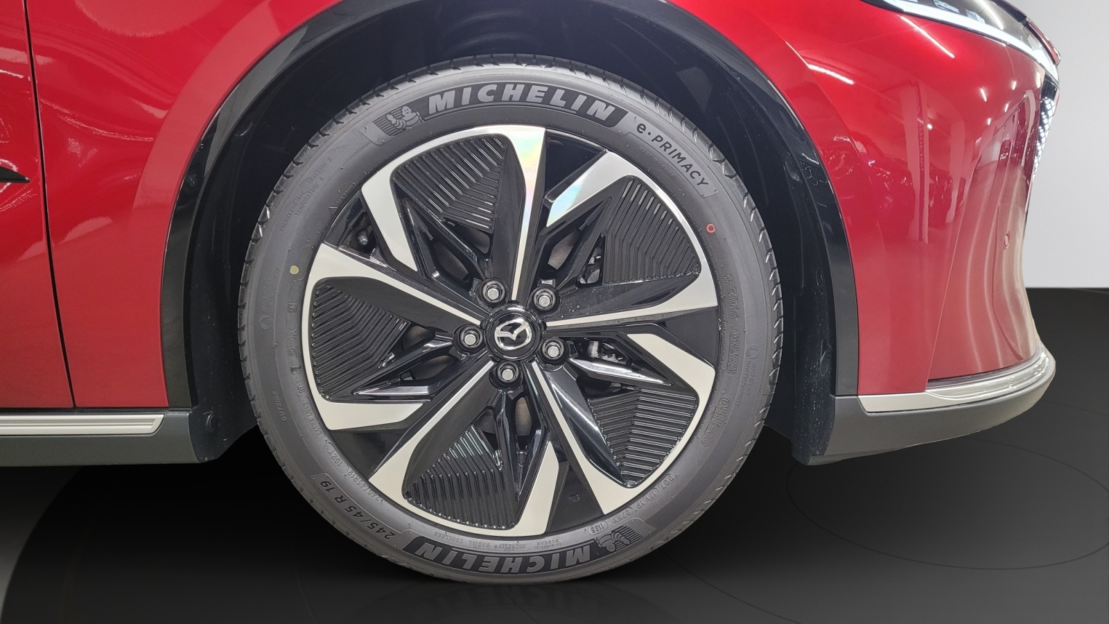 MAZDA 6e 245 80kWh Takumi-image-4