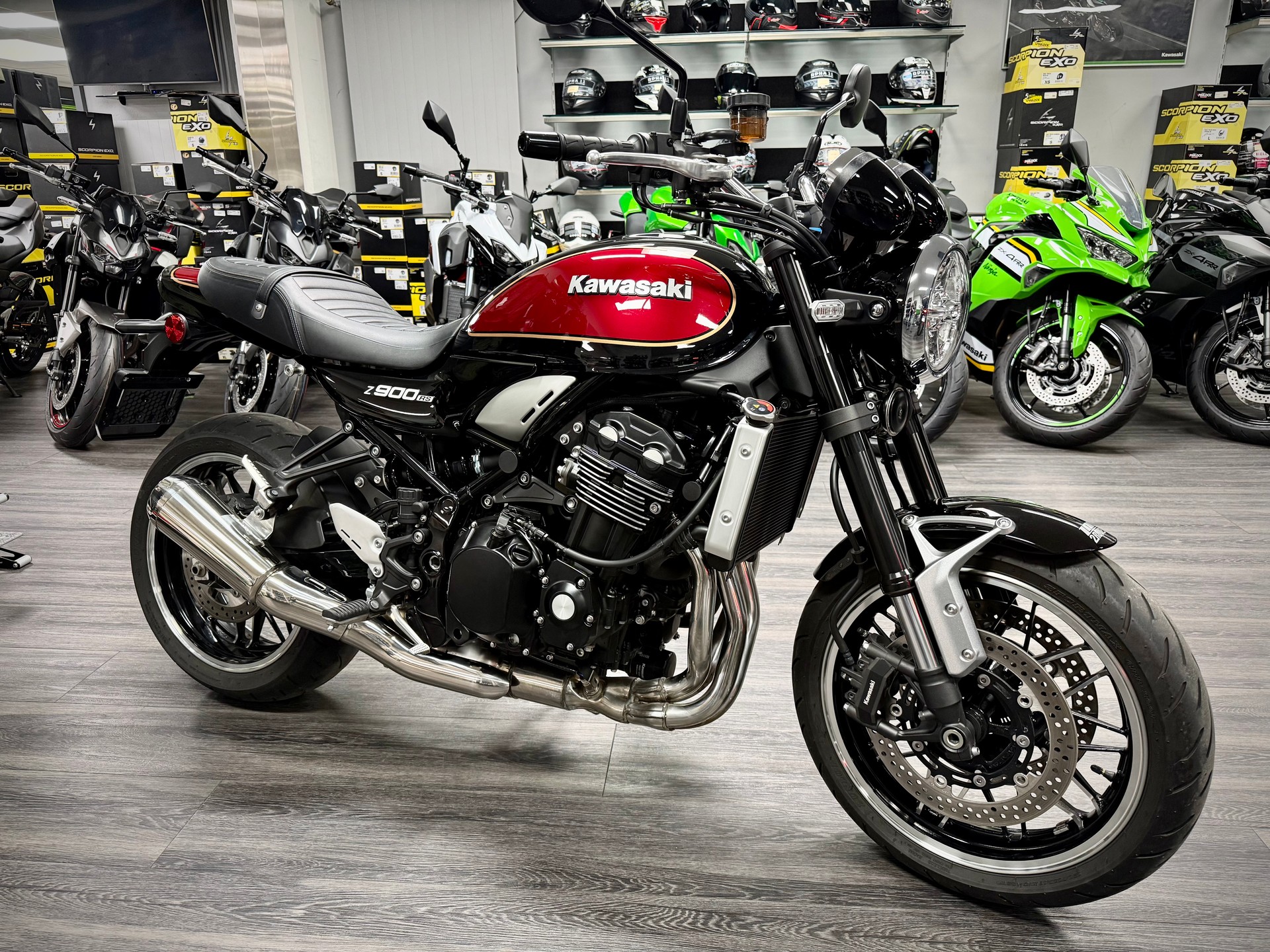 KAWASAKI Z 900 RS-image-1