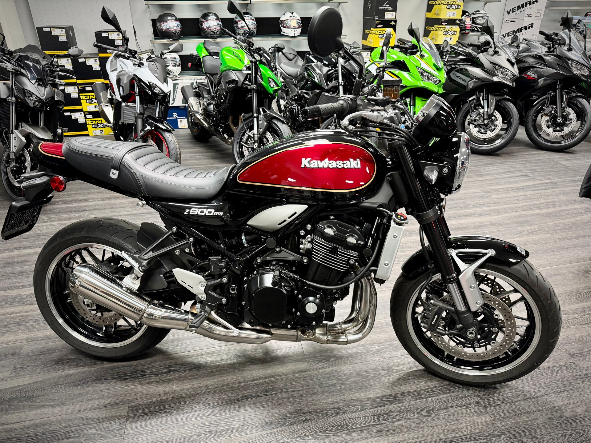 KAWASAKI Z 900 RS-image-2