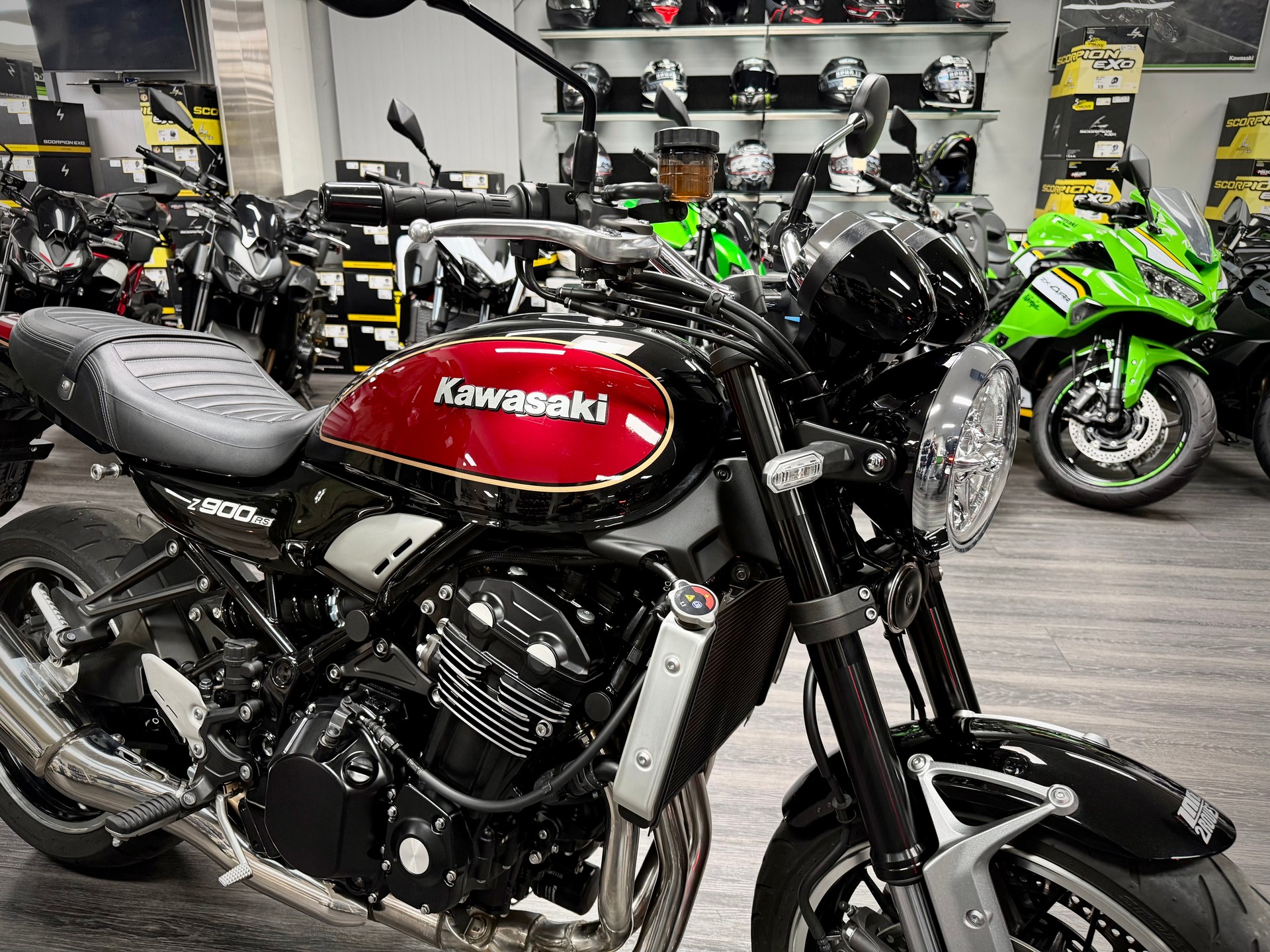 KAWASAKI Z 900 RS-image-3