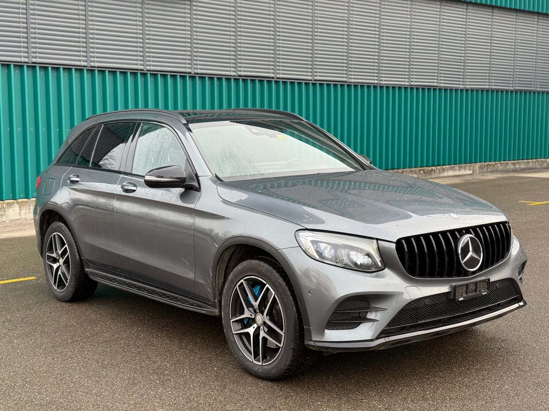 MERCEDES-BENZ GLC 350 e AMG Line 4Matic 7G-Tronic-image-7