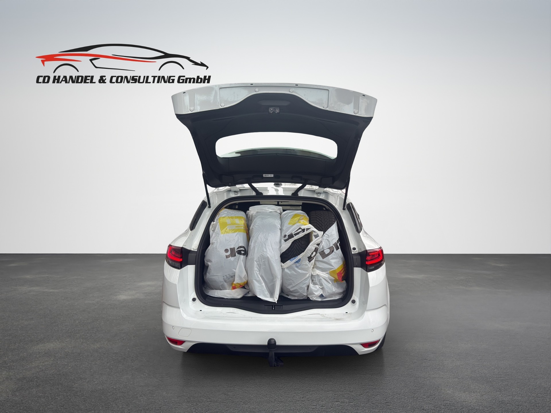 RENAULT Mégane Grandtour 1.5 dCi Business EDC-image-14