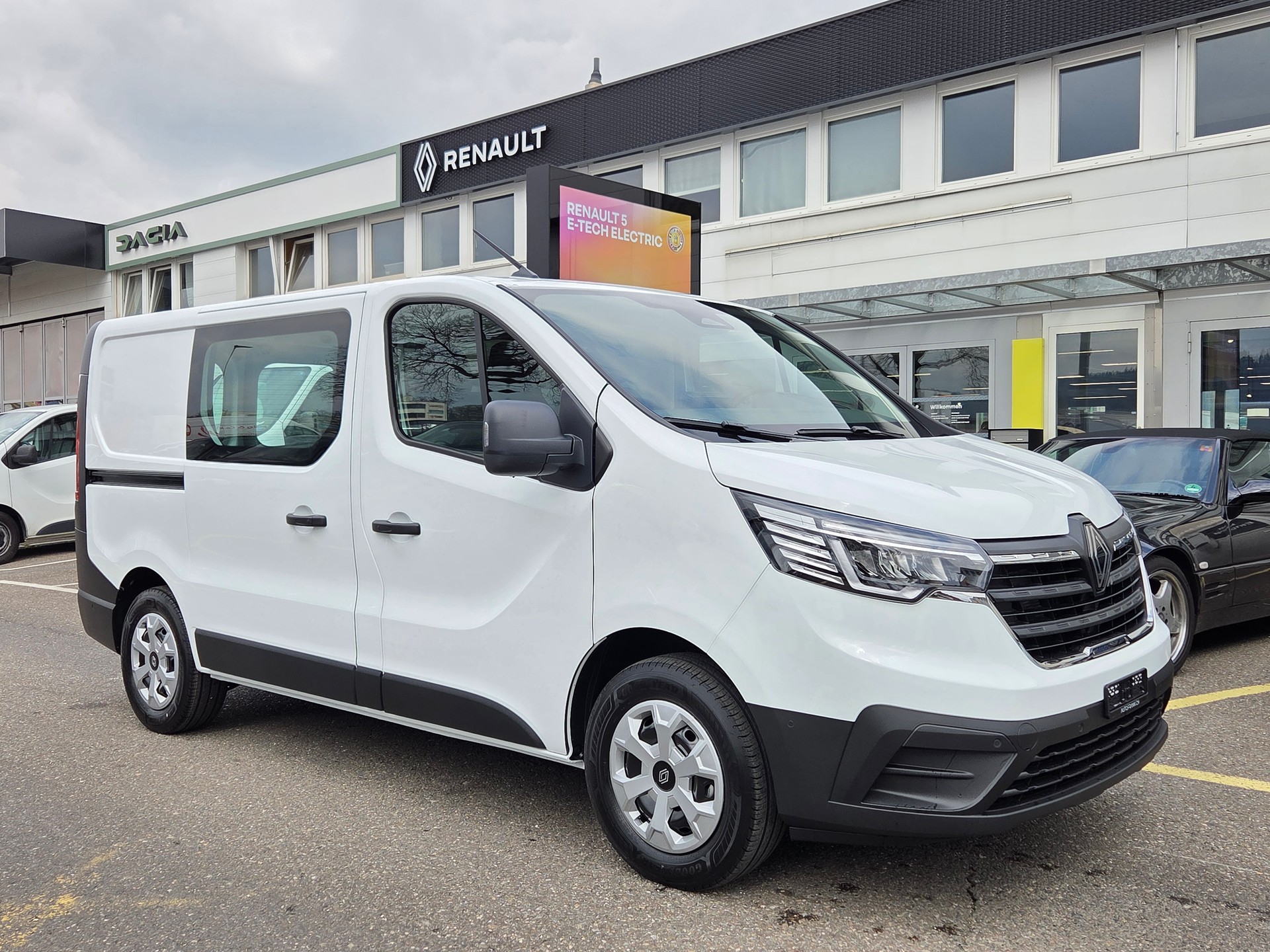 RENAULT Trafic Kaw. 2.8 t L1 H1 2.0 dCi Blue 110 Advance-image-13