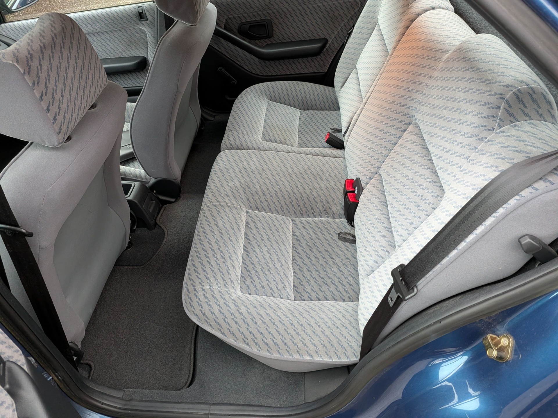 PEUGEOT 306 1.6 XT-image-14
