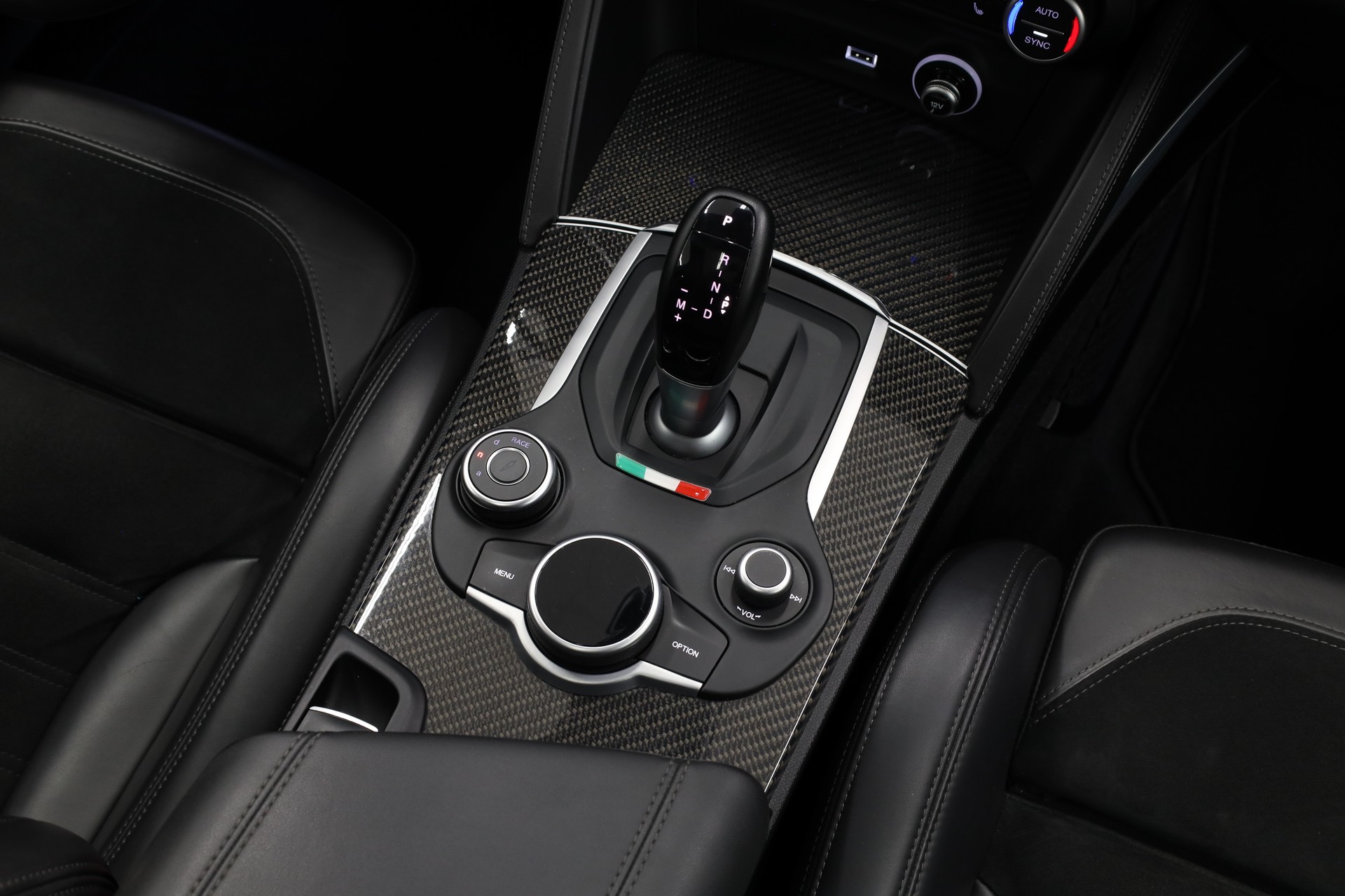 ALFA ROMEO Stelvio 2.9 V6 Biturbo Q4 Quadrifoglio-image-21
