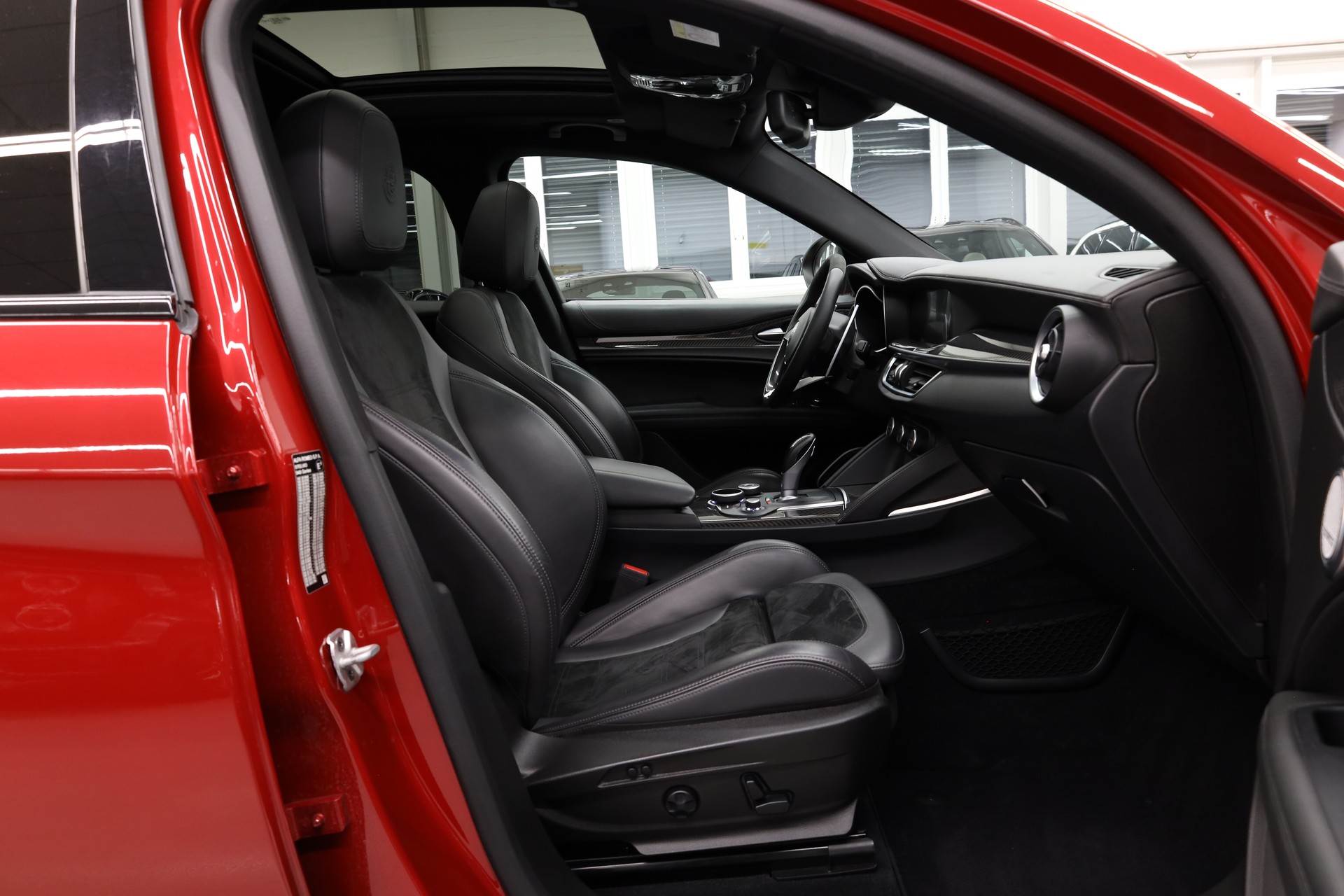 ALFA ROMEO Stelvio 2.9 V6 Biturbo Q4 Quadrifoglio-image-16