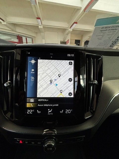 VOLVO XC60 T8 eAWD R-Design Geartronic-image-8