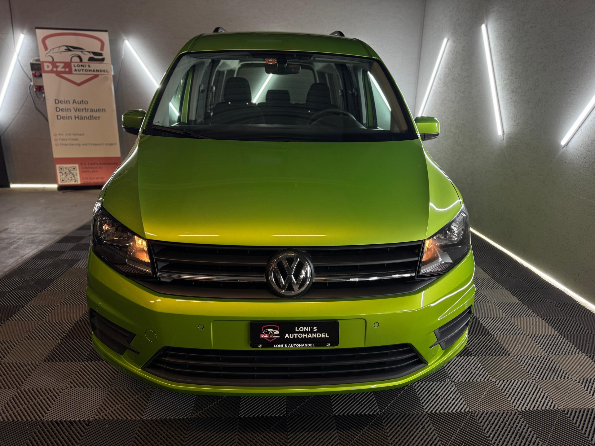 VW Caddy Maxi 1.4 TSI Trendline DSG-image-2