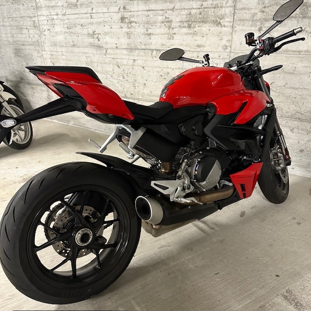 DUCATI Streetfighter V2-image-1