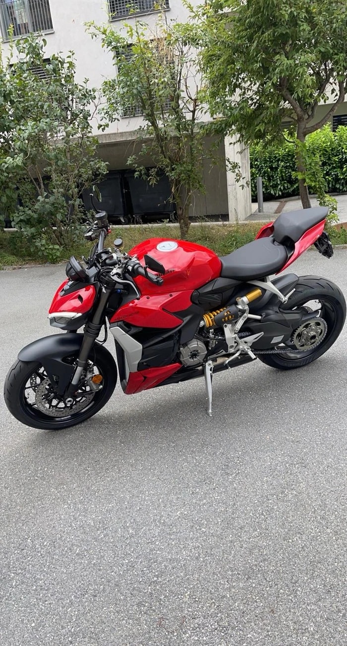 DUCATI Streetfighter V2-image-0