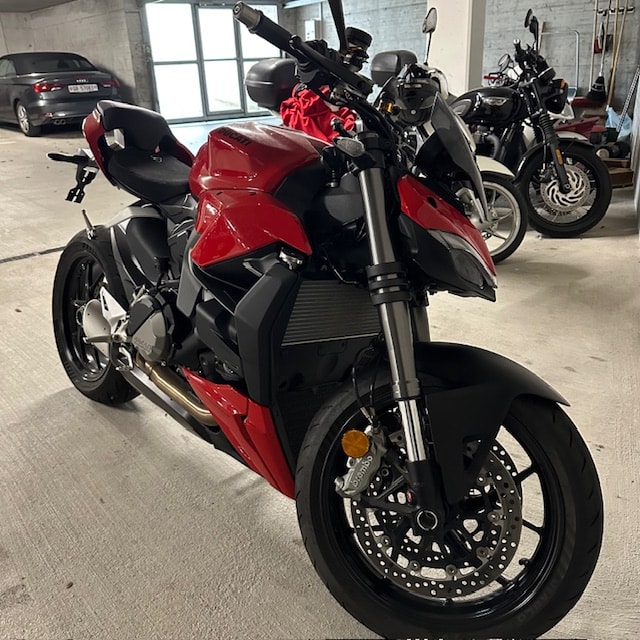 DUCATI Streetfighter V2-image-3