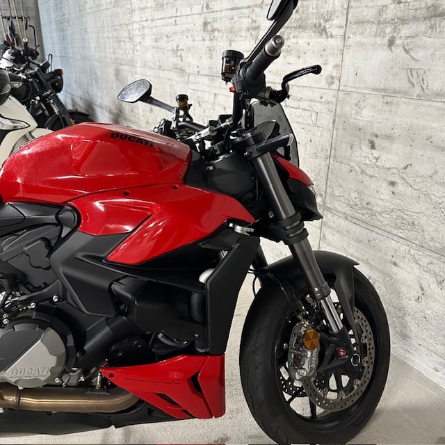 DUCATI Streetfighter V2-image-5