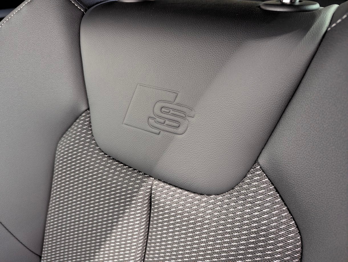AUDI A1 Sportback 2.0 40 TFSI S Line S-Tronic*5J GAR S-LINE KOMPLETT VOLL-LED DÄMPFER NAVI+ ACC KEYLESS*-image-7