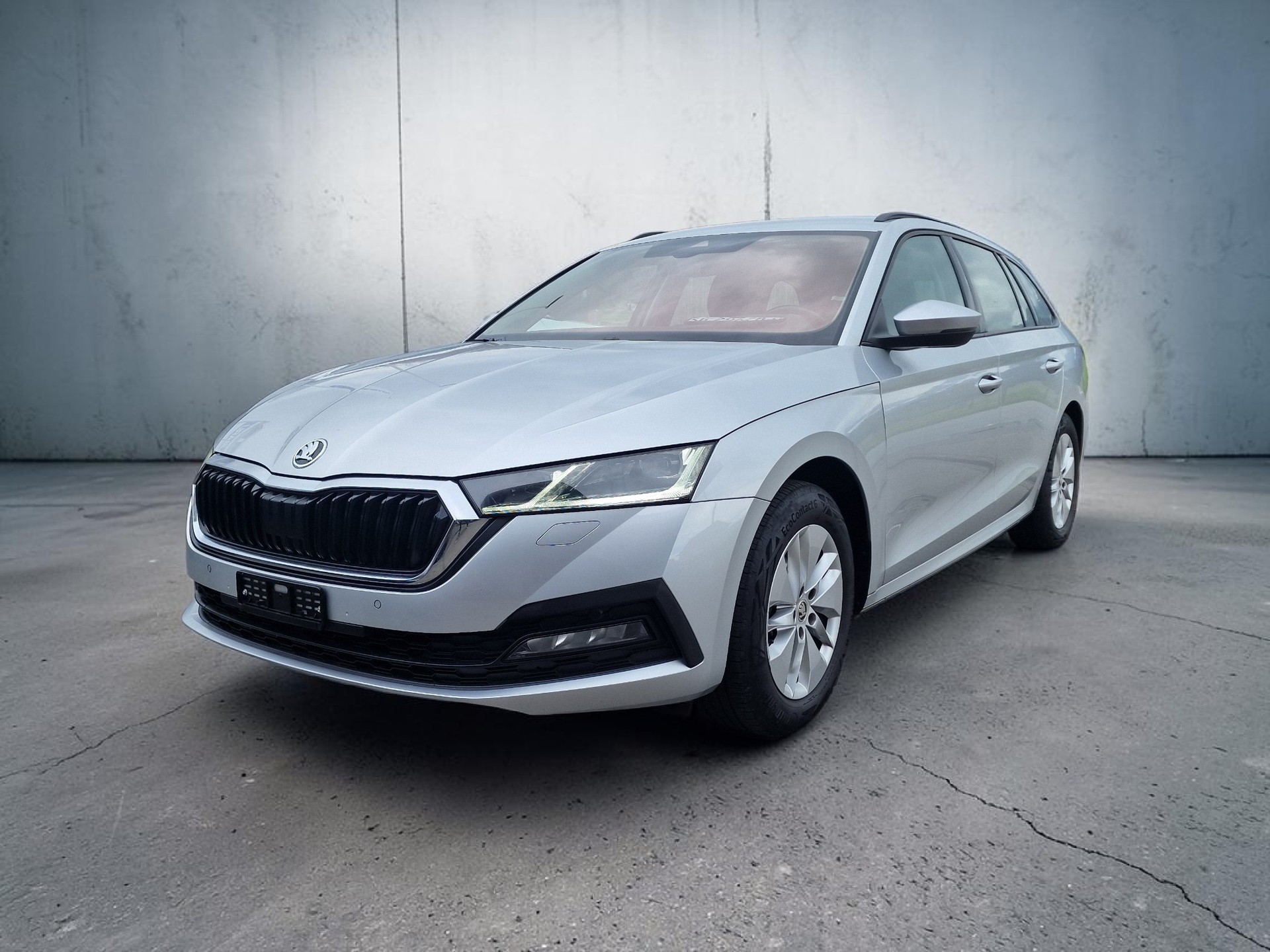SKODA Octavia Combi 2.0 TDI DSG Ambition 4x4 24Mt Gara Anhängkupp-showroom-element-3