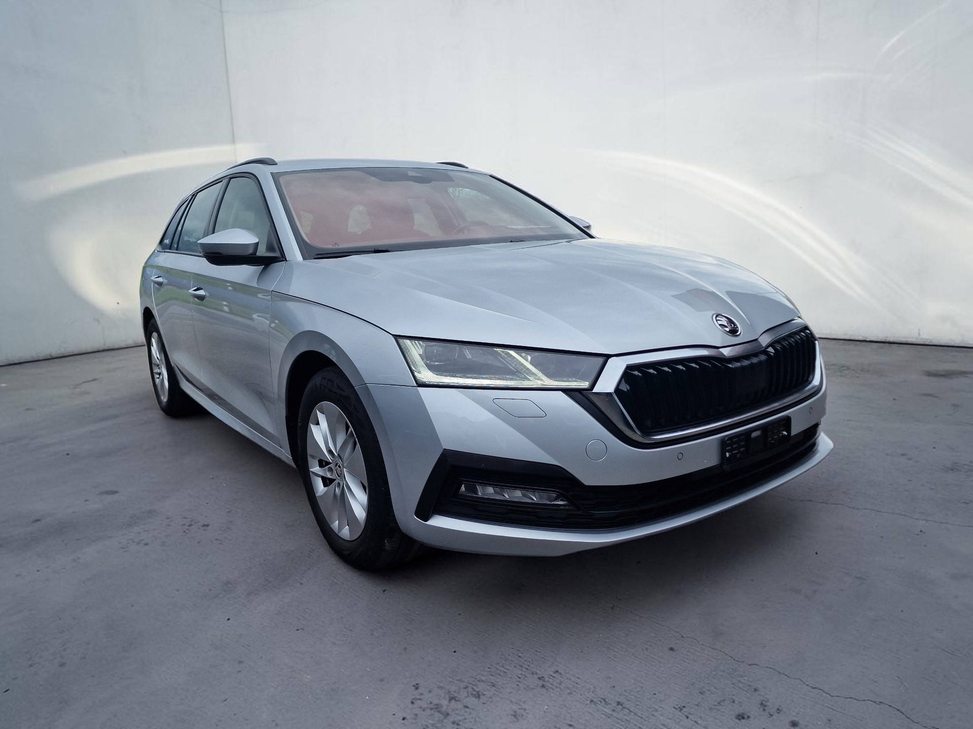 SKODA Octavia Combi 2.0 TDI DSG Ambition 4x4 24Mt Gara Anhängkupp-showroom-element-1