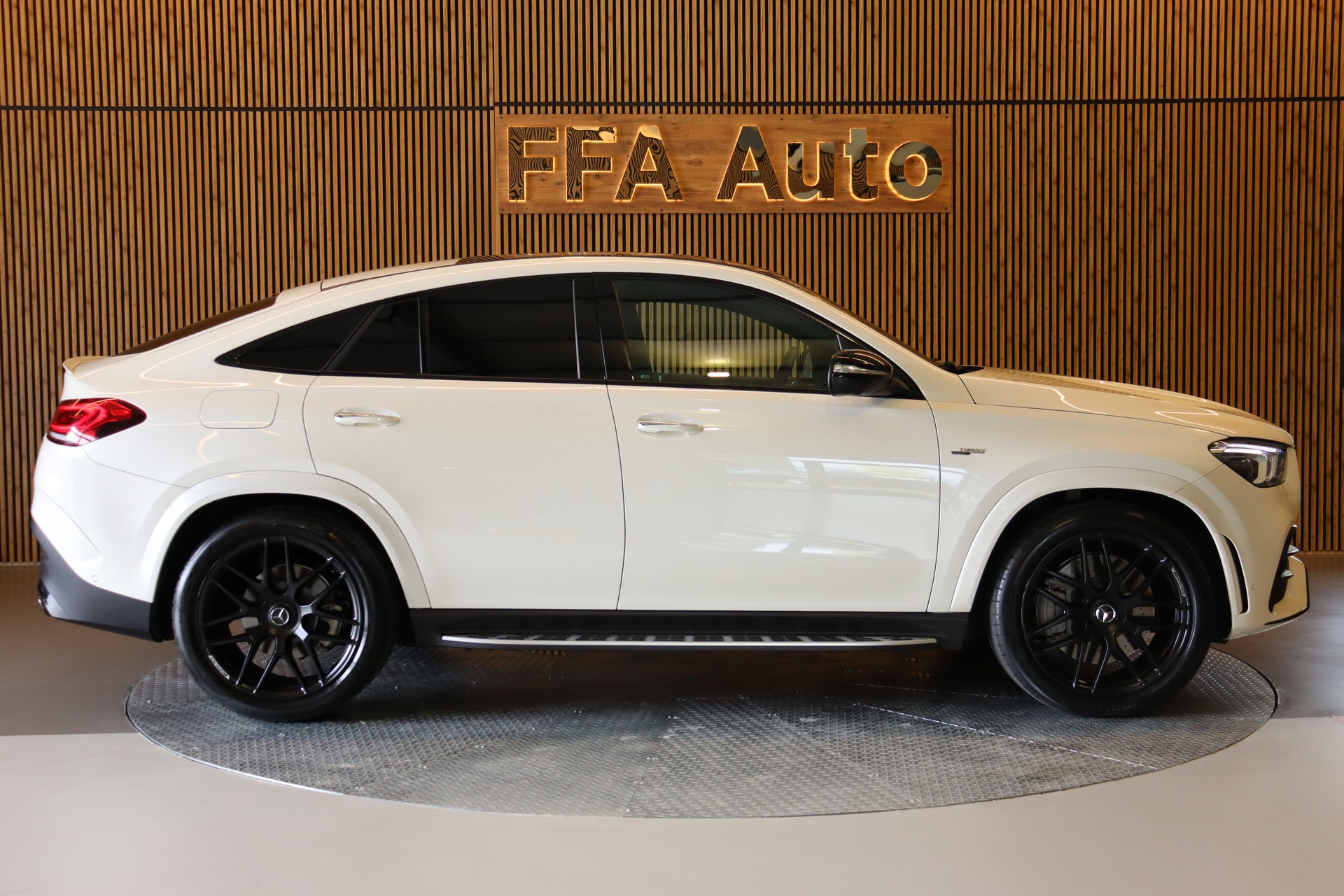 MERCEDES-BENZ GLE 53 AMG 4matic+ Coupé-image-6
